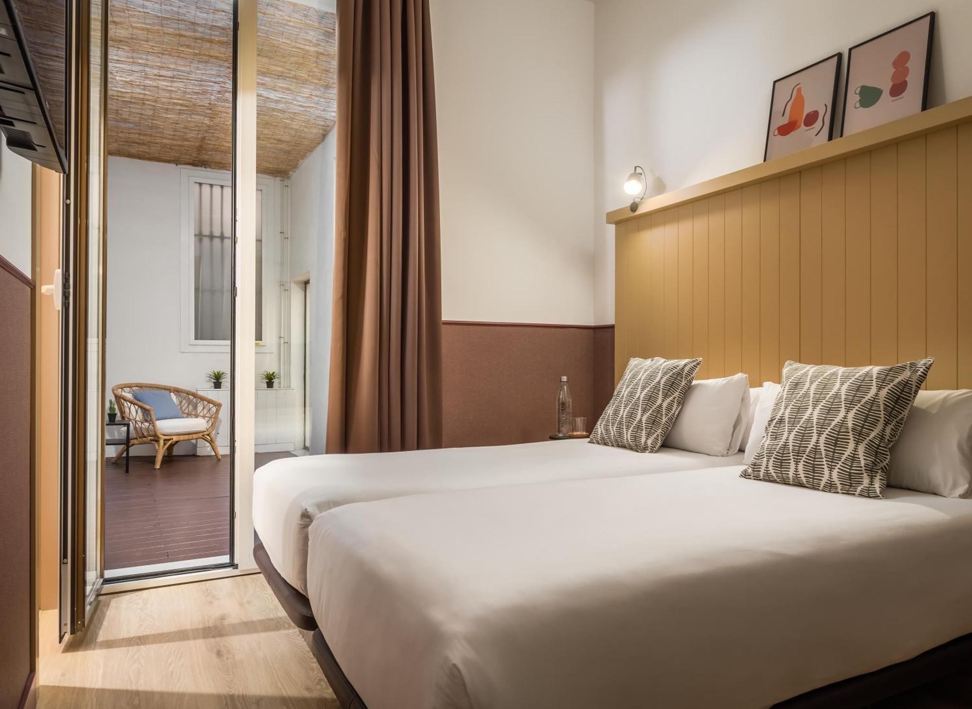 Gasthuis Bypillow Ramblas (adults Only) 2*